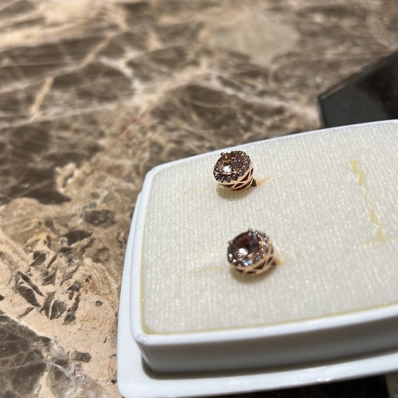 Morganite and Diamond earrings - Picture 3 of 10